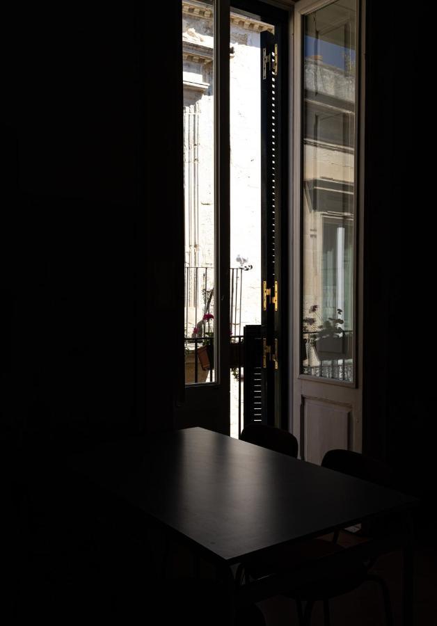 Palazzo Della Contessa - Suites & Breakfast Lecce Exterior photo
